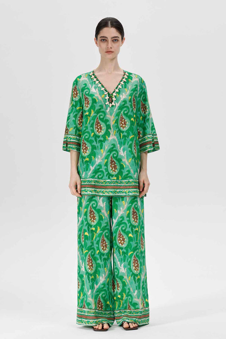 Conjunto de seda con diseño de cachemira esmeralda y cuentas Talia