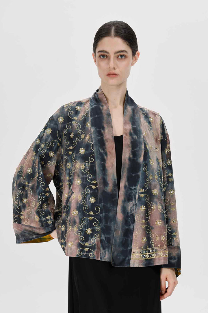 سترة كيمونو حريرية من Nefeli