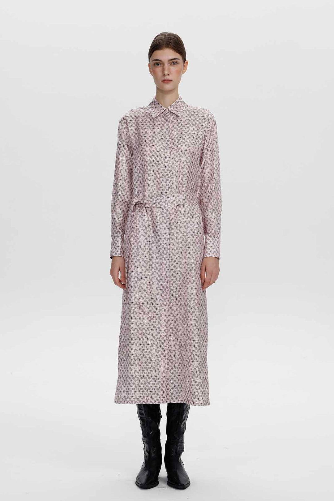 Charlotte-Hemdkleid mit Mikroprint und Gürtel