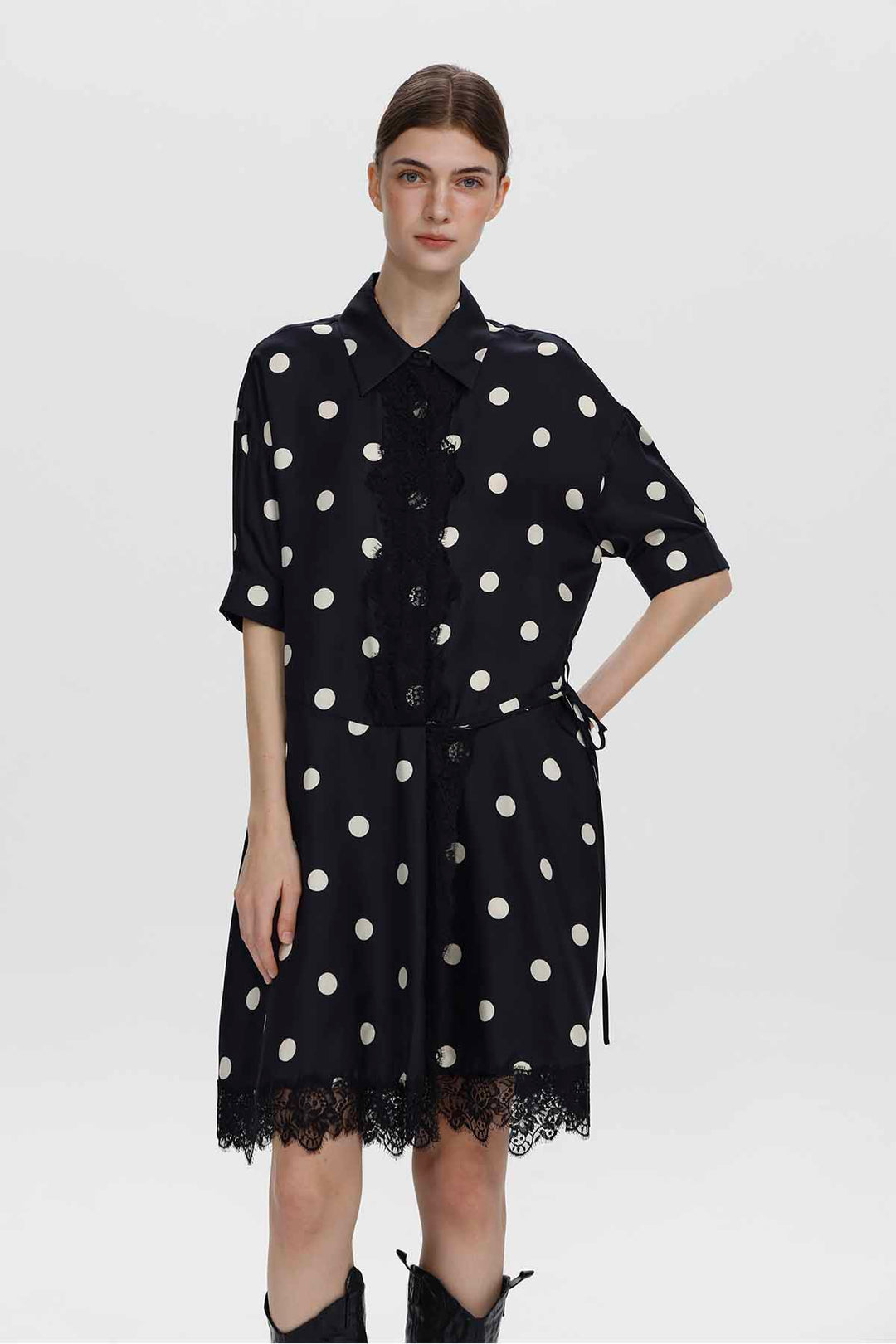 Juliette Hemdkleid mit gepunktetem Spitzenbesatz
