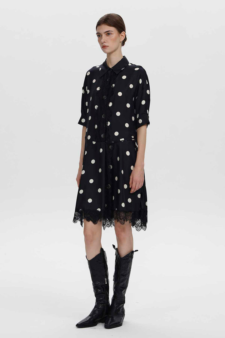 Juliette Hemdkleid mit gepunktetem Spitzenbesatz