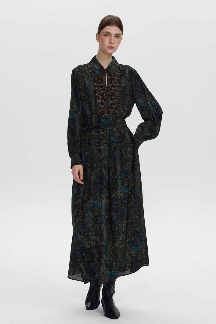 Louise verziertes Seiden-Paisley-Kleid