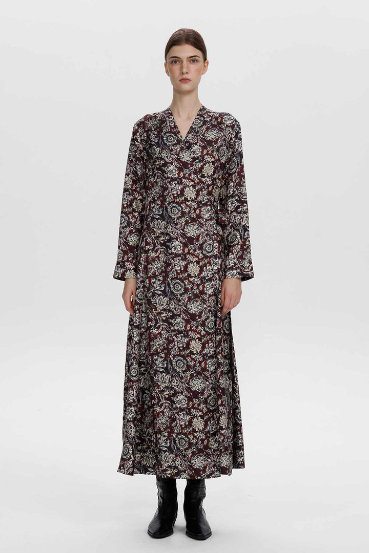 Vestido maxi envoltório de seda com estampa floral Manon