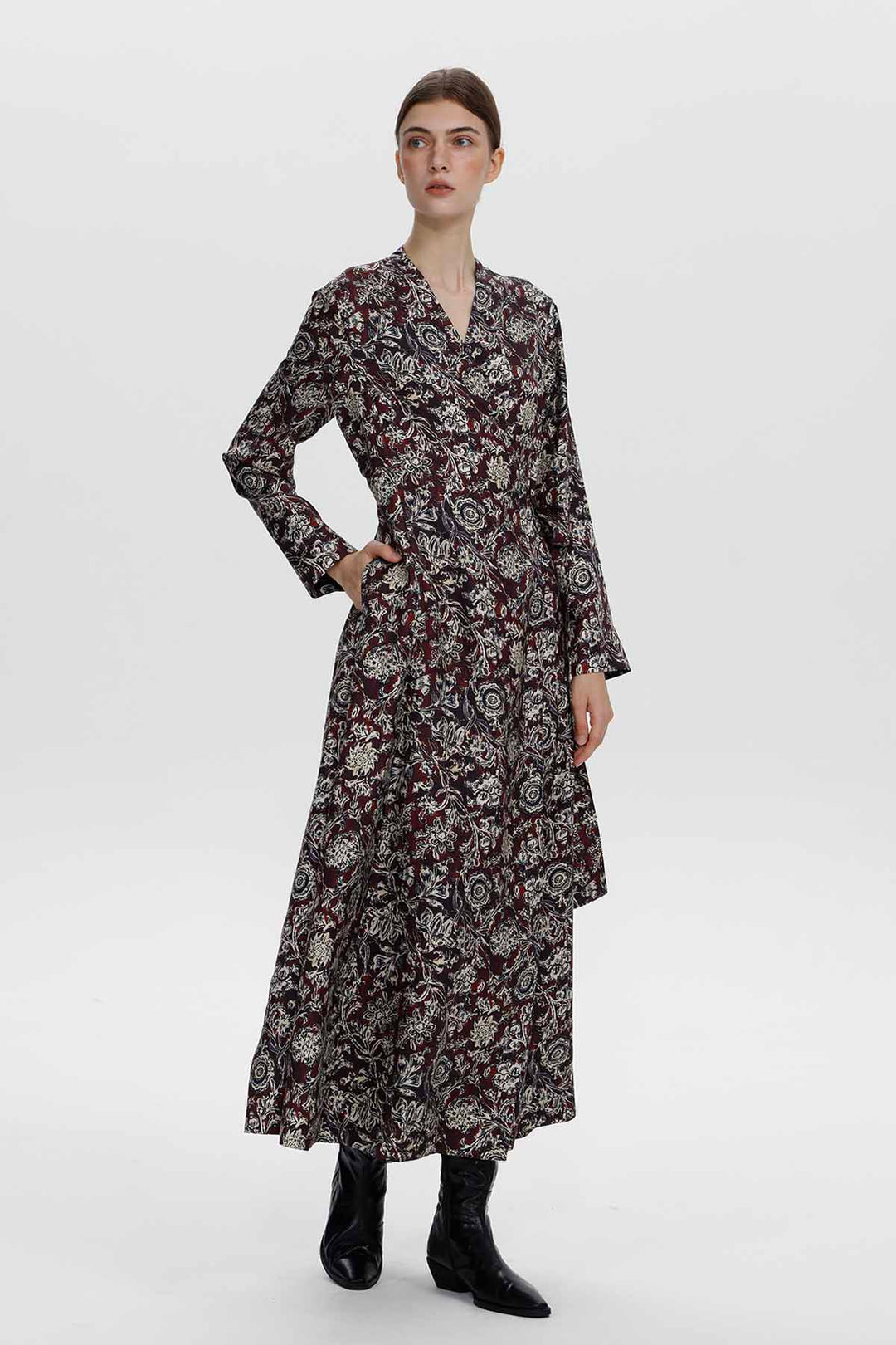 Vestido maxi envoltório de seda com estampa floral Manon