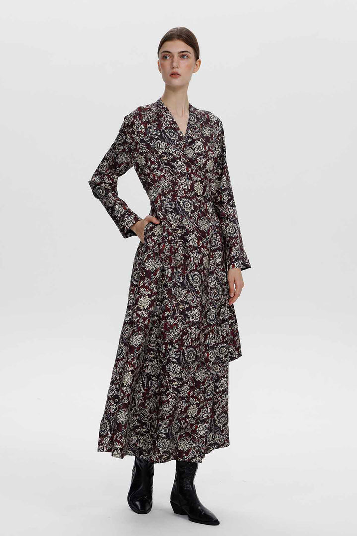 Vestido maxi envoltório de seda com estampa floral Manon
