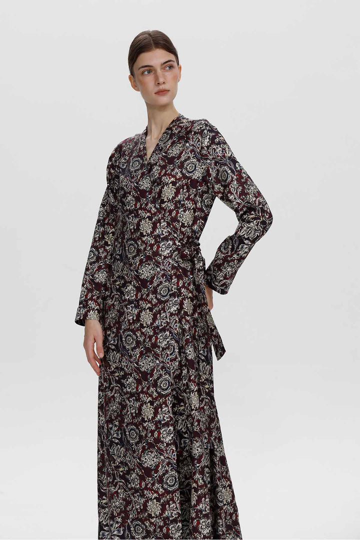 Vestido maxi envoltório de seda com estampa floral Manon