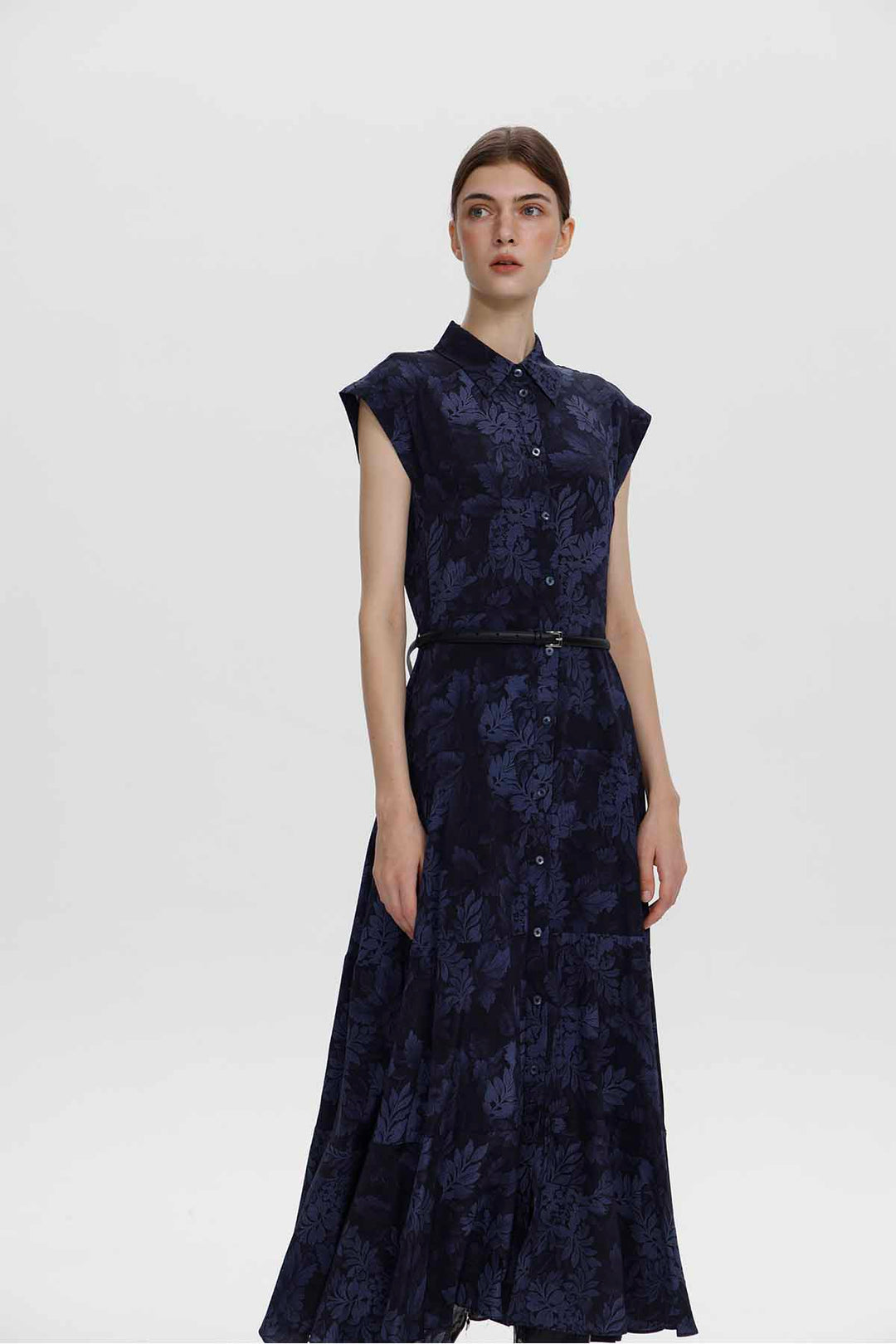 Vestido camisero largo con cinturón y estampado floral Chiara