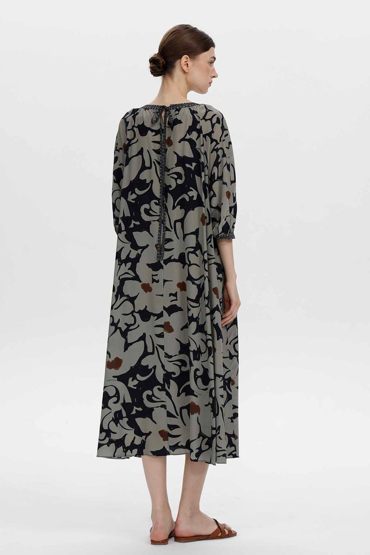 Vestido midi floral de seda Genevieve