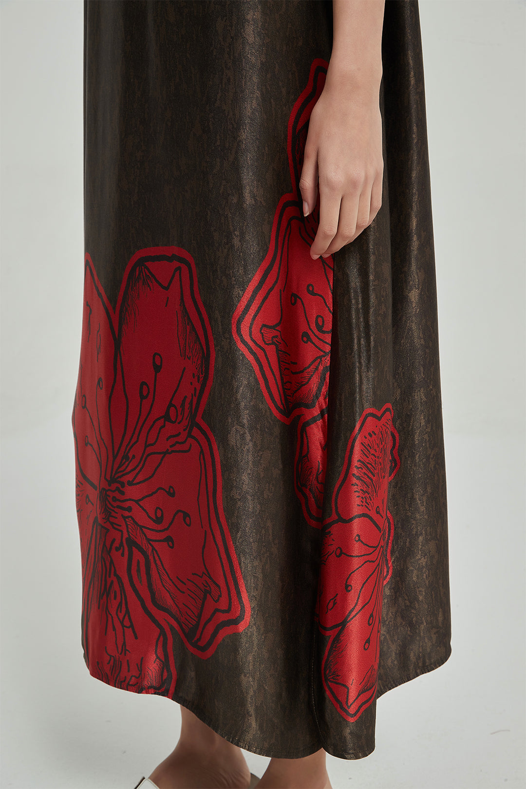 Metallic Oversize Cozy Big Flower Maxi Silk Dress - RED
