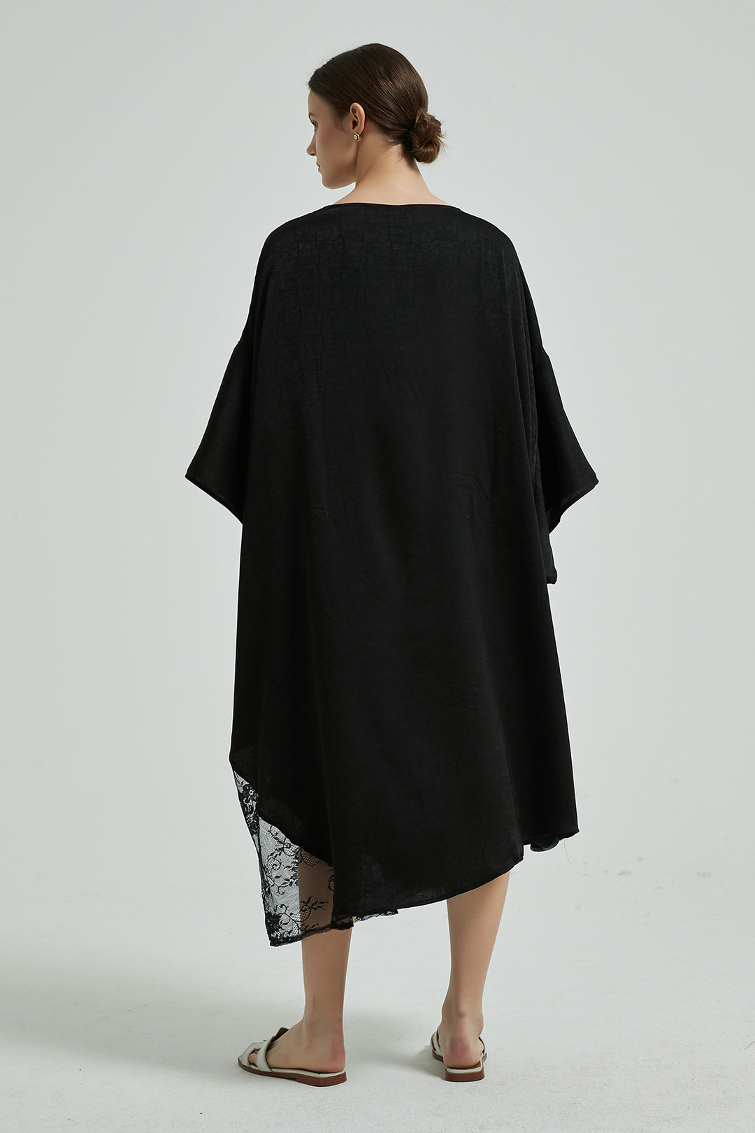 Oversize Lace Splice Batwing Sleeve Silk Dress