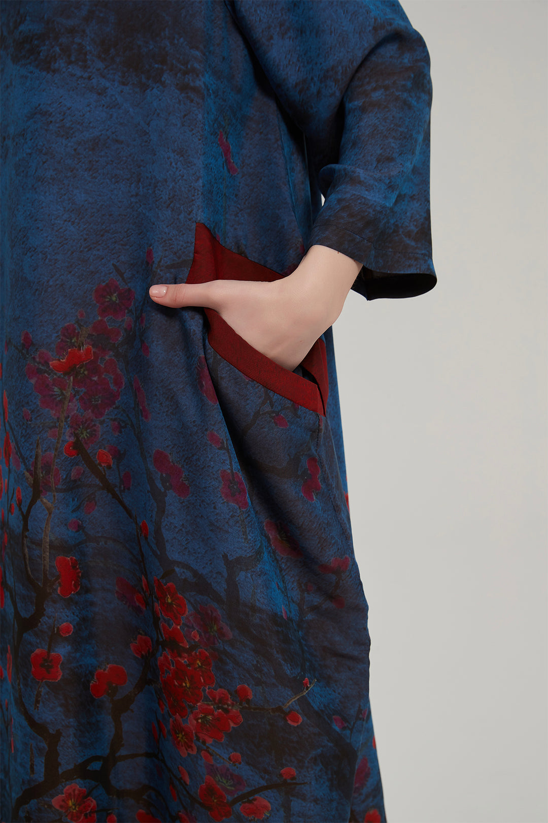 Ref Retro Artistic Print Silk Dress