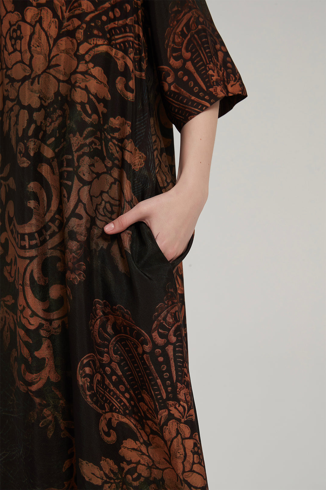 Linda Retro Design Silk Dress