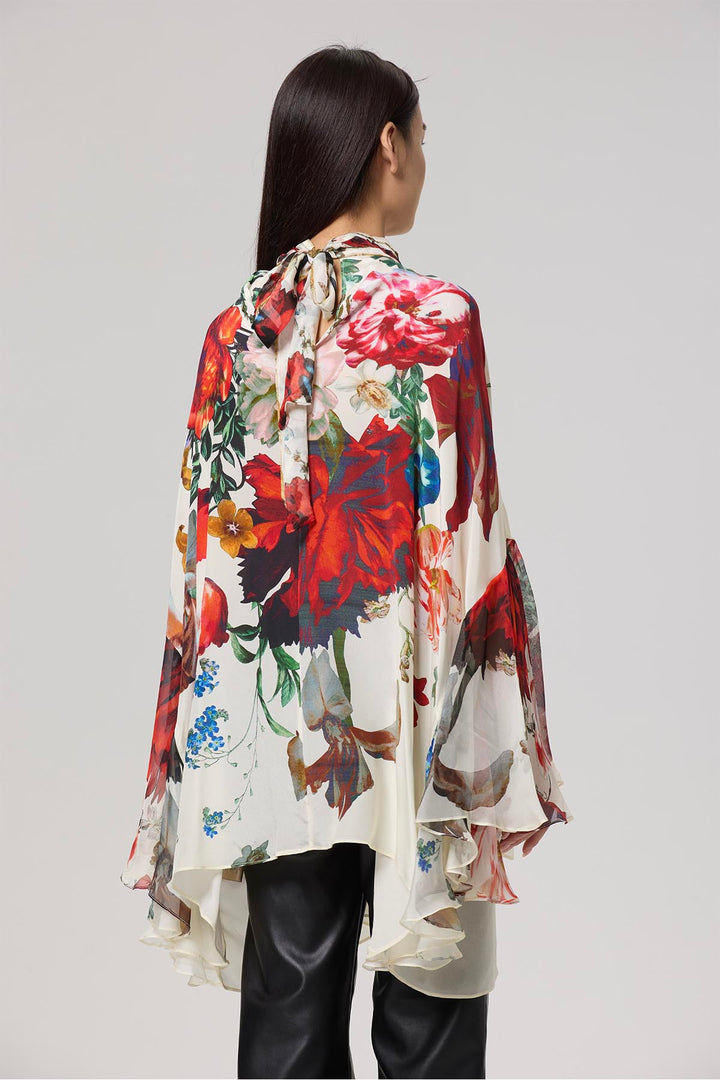 Baela Vintage Flower Print Batwing Sleeve Silk Top