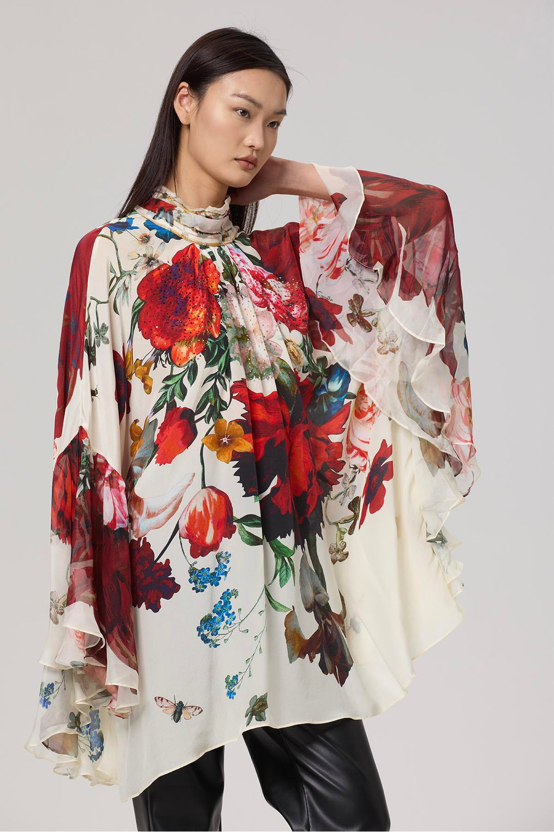 Baela Vintage Flower Print Batwing Sleeve Silk Top