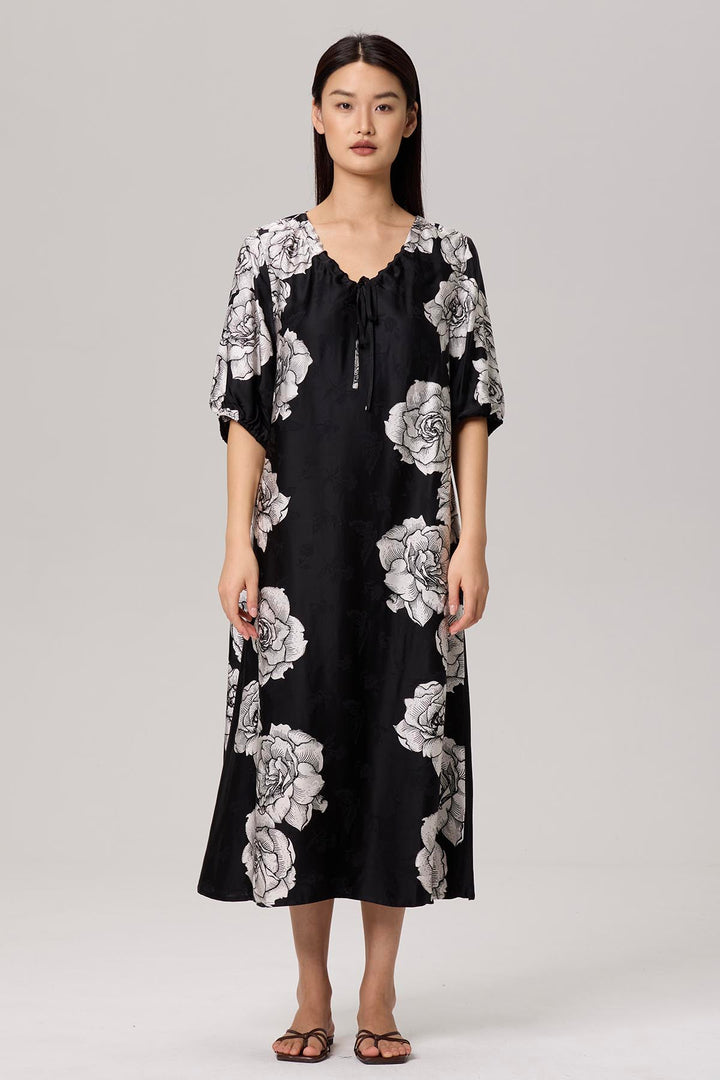 Vida Flower Print V-Neck Maxi Dress