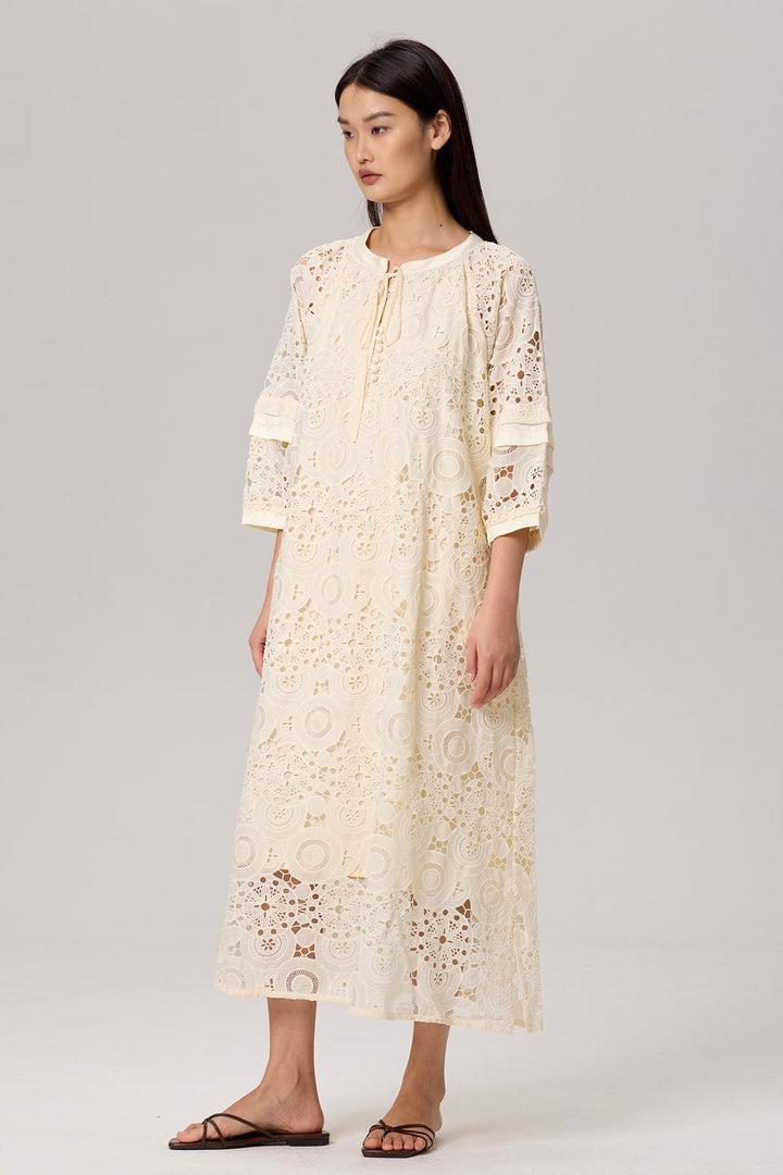 Styla Casual Lace Maxi Dress