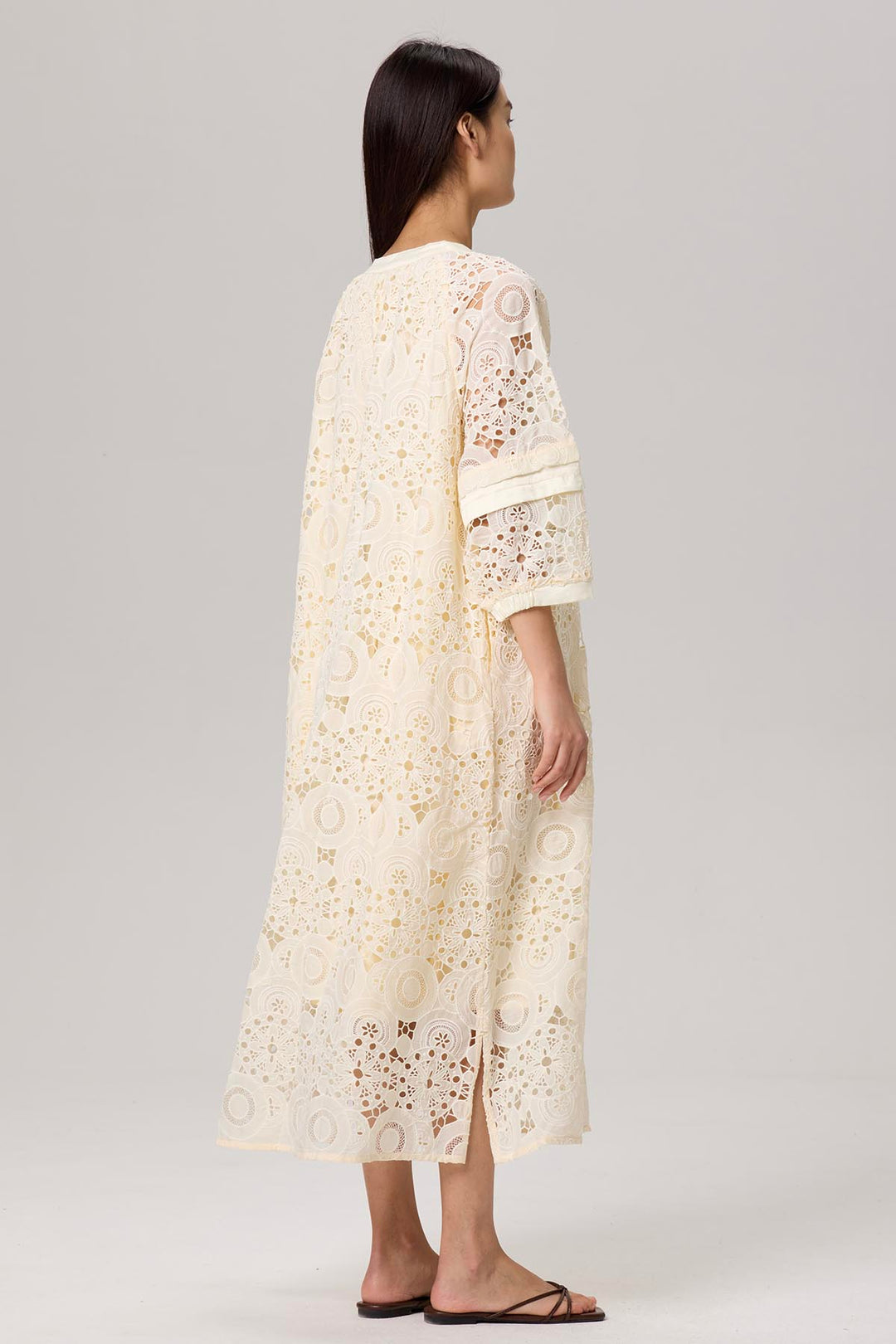 Styla Casual Lace Maxi Dress