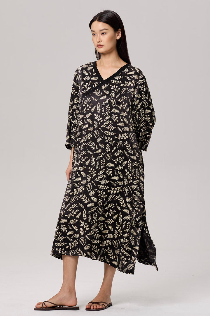 Denisse V-Neck Print Maxi Dress