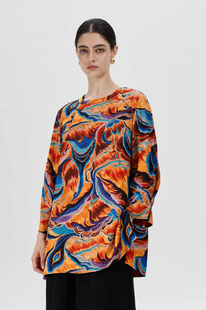 بلوزة لاريدو بطباعة ريترو