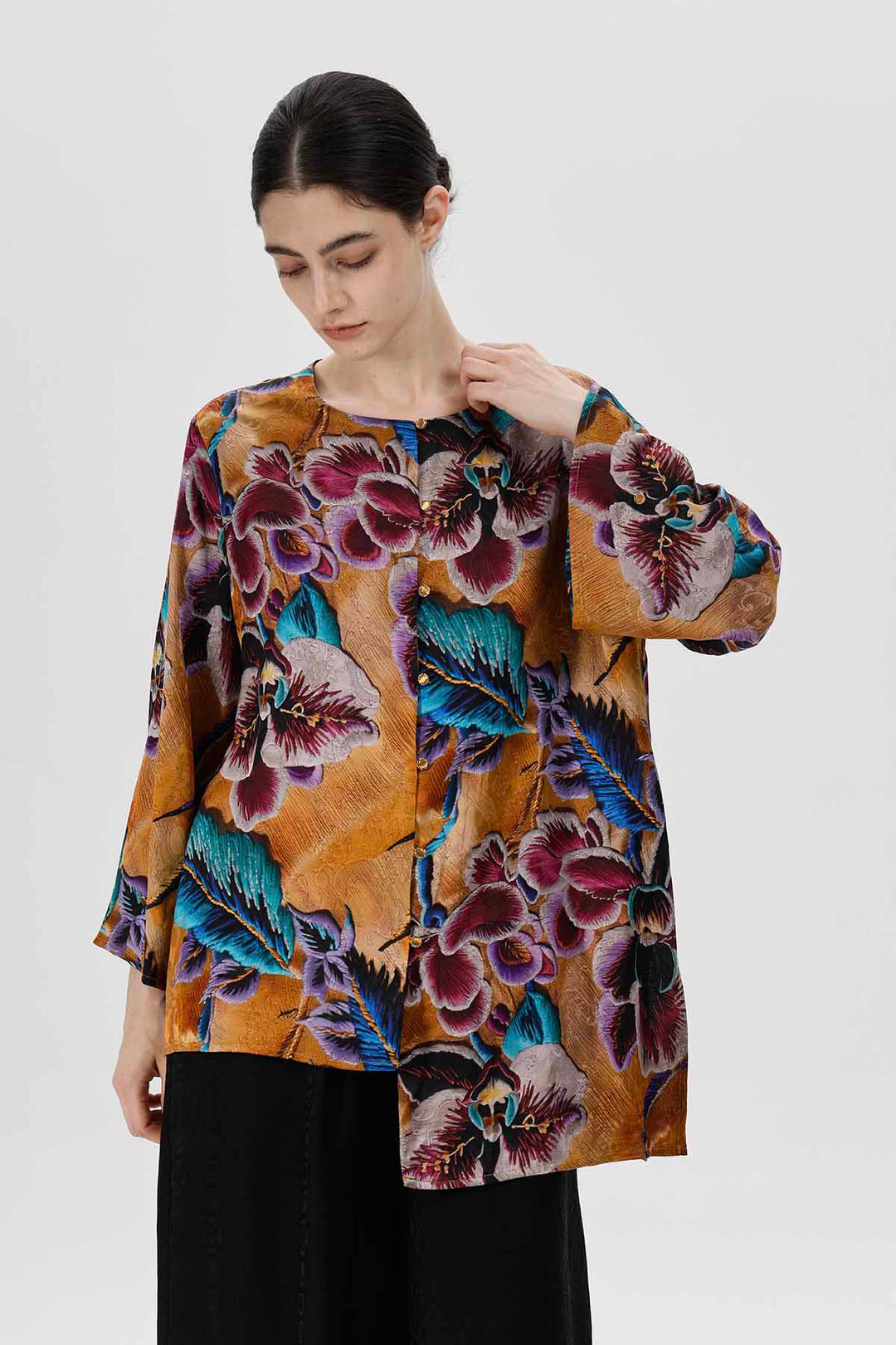 غرينادا بلوزة جاكار غير متماثلة