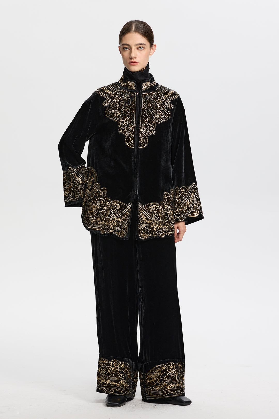 Aurelia Velvet Set