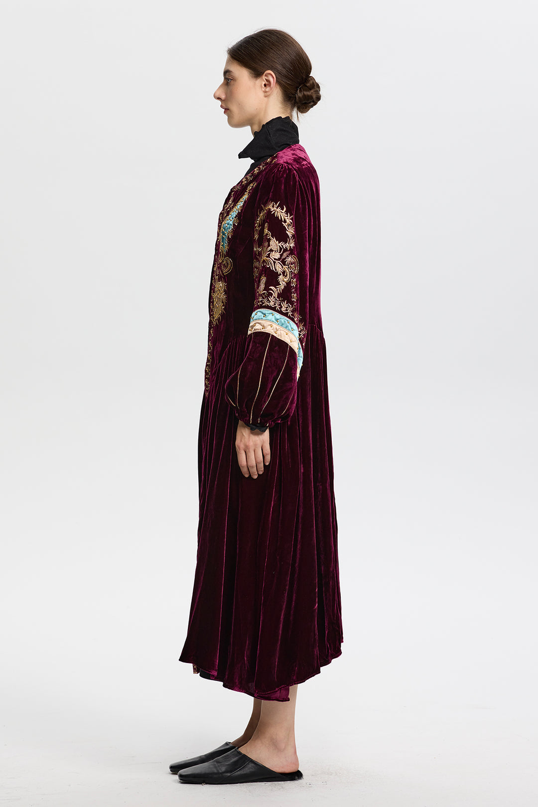 Eudora Ethnic Embroidery Velvet Long Coat