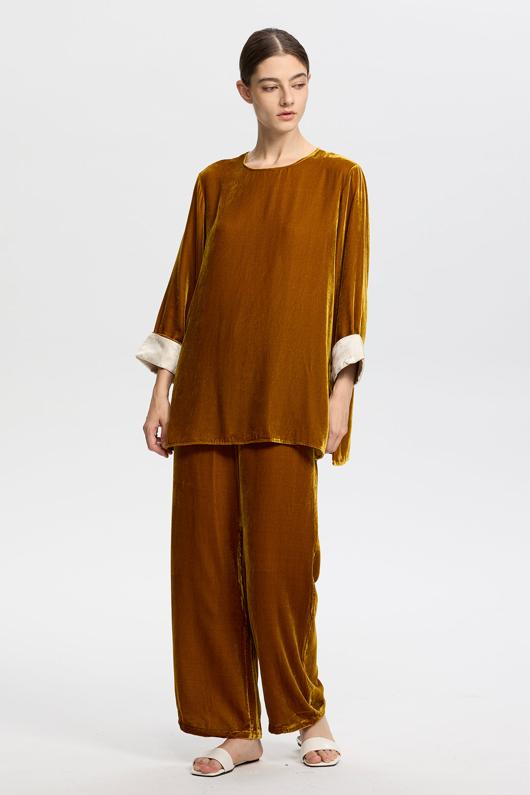 Amara Velvet Two Set