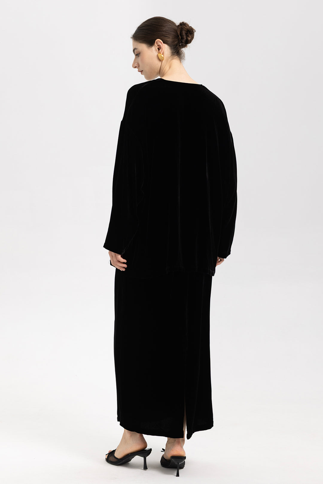 Farah Beaded Velvet Two Piece Set