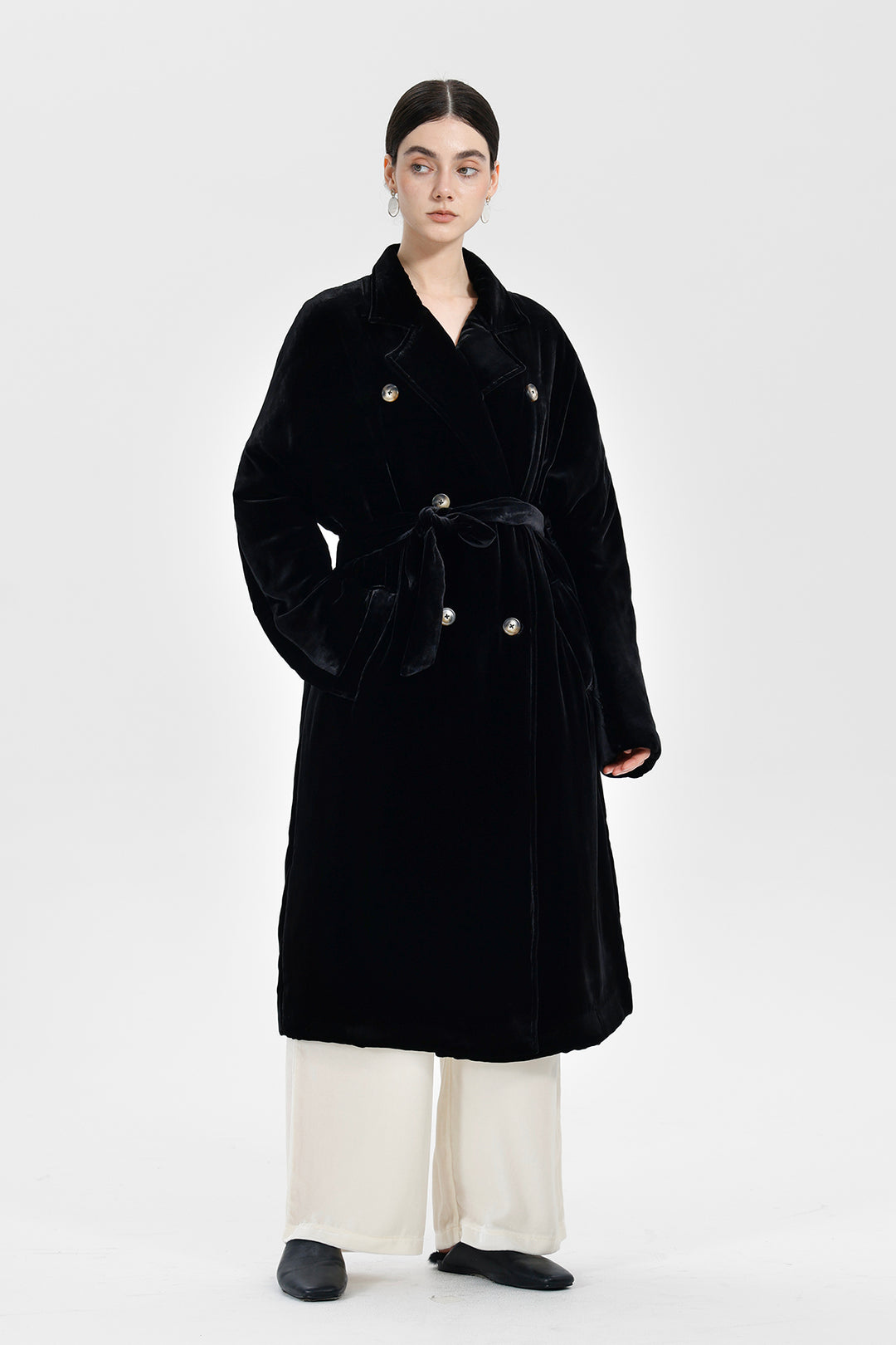 Evelyn Double-Breasted Velvet Coat