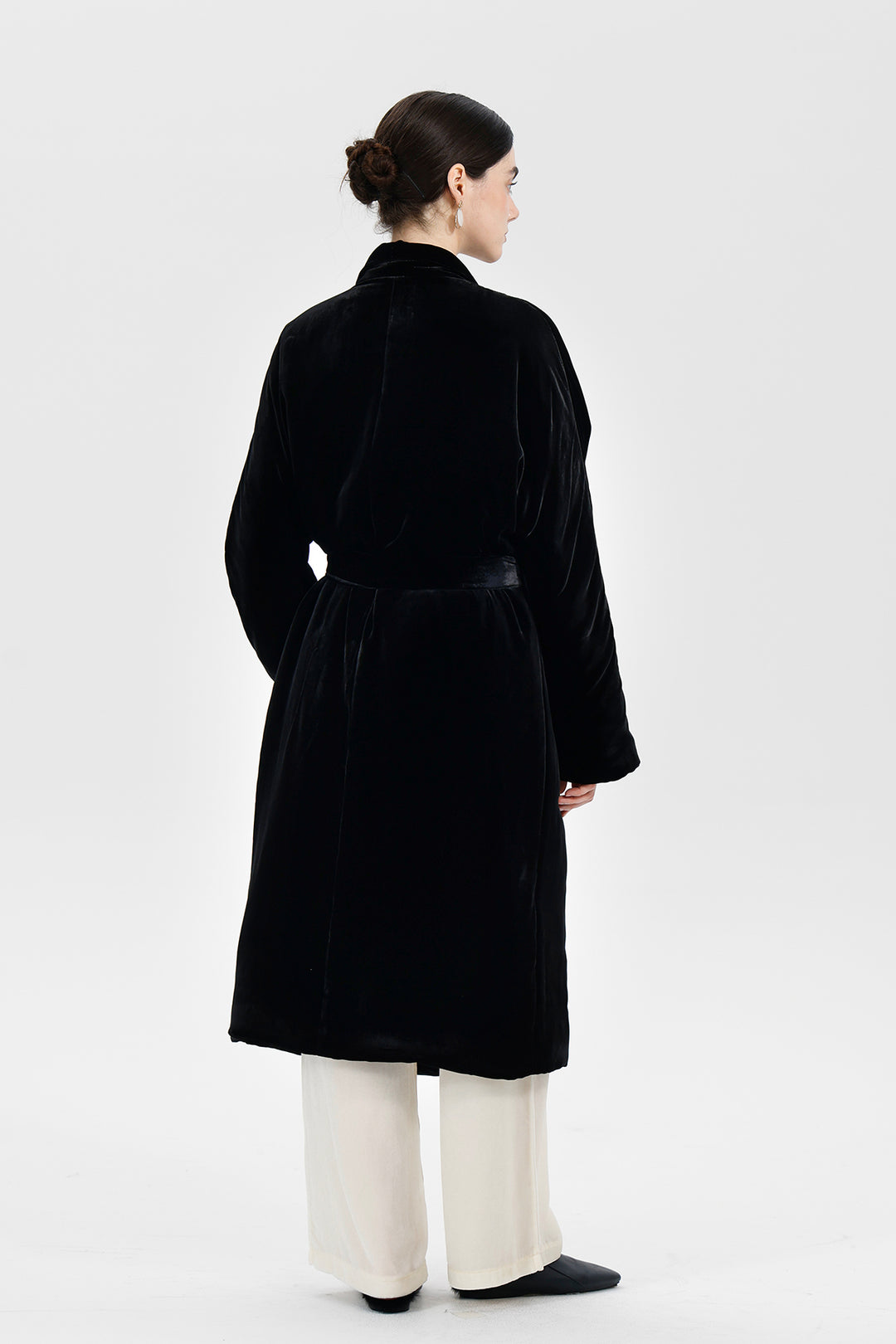 Evelyn Double-Breasted Velvet Coat