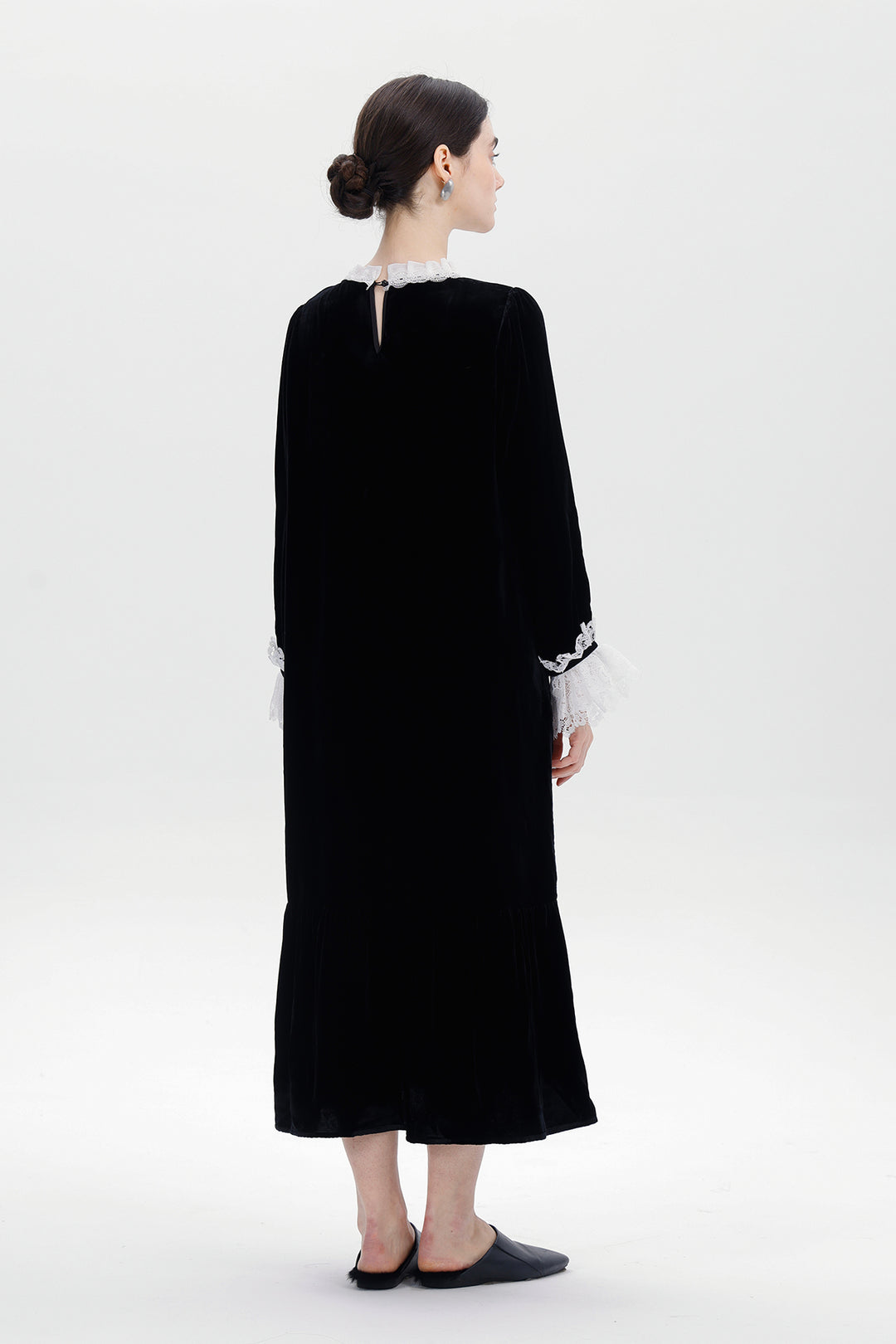 Valentina Beaded Bloom Velvet Dress