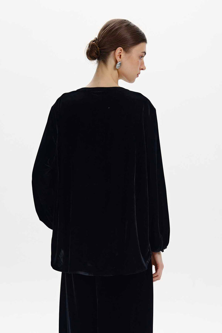 Elvira Embroidered Top