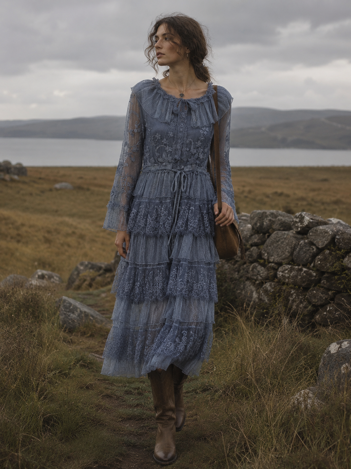 Celestine Spitzenkleid Nebelblau