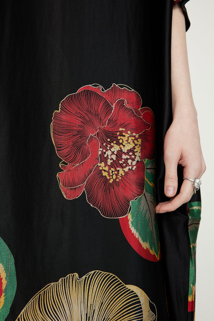 Gemütliches Maxi-Seidenkleid mit Blumendruck – Rot